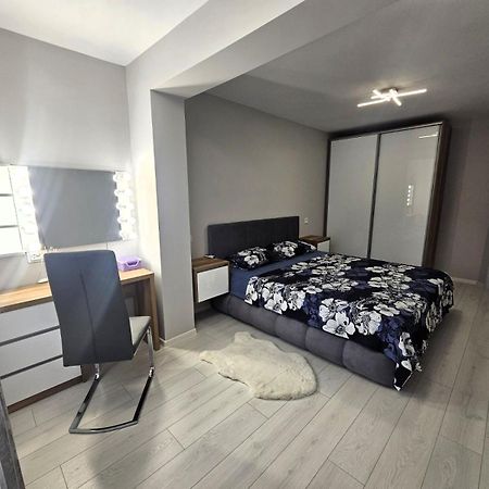 Apartment Bohemi With Free Parking Burgas City Eksteriør billede
